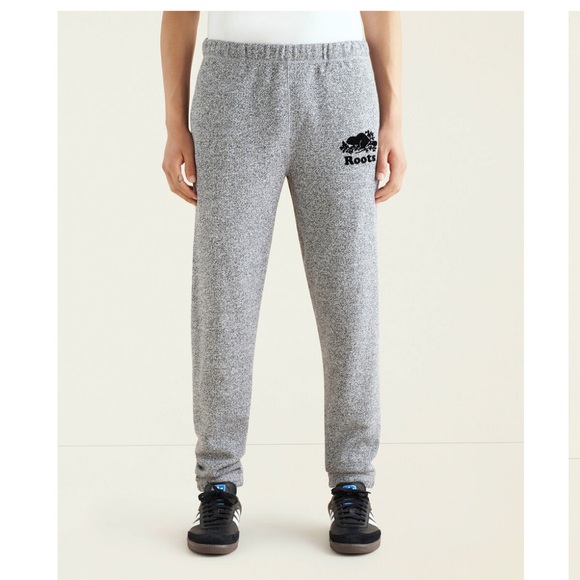 Roots Other - EUC Roots Mens Sweatpants- size L